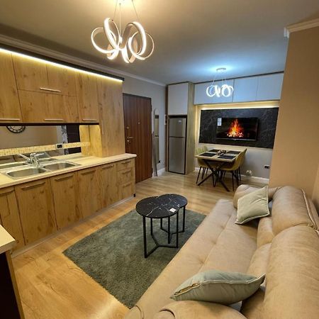 Superior 2Br Apartment 티라나 외부 사진
